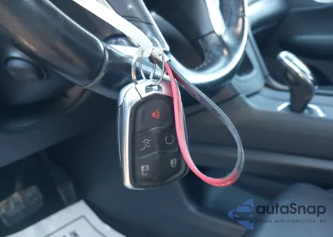 2019 Cadillac Xt5 Premium Luxury z USA, uszkodzony, nr VIN 1GYKNERSXKZ235171